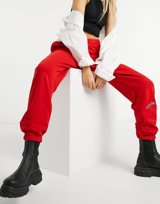 90s sweatpants outfit
