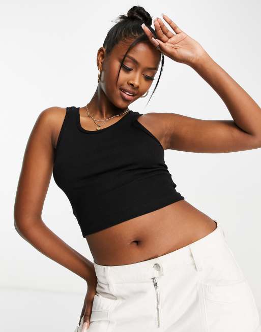 Missguided – Basics – Ärmelloses, geripptes Oberteil mit kurzem Schnitt in Schwarz