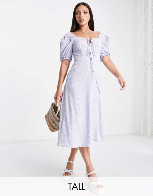 Missguided – Blå, småblommig midiklänning med puffärmar och knytning framtill