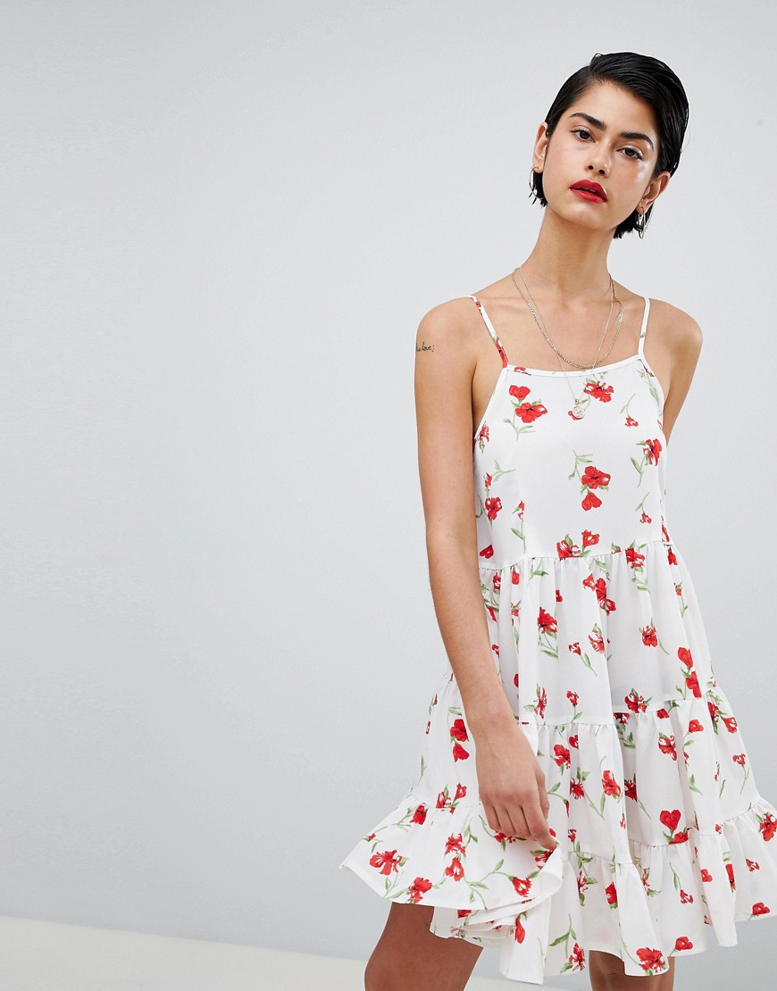 Missguided - Blomstret smock-kjole med camistropper-Rød