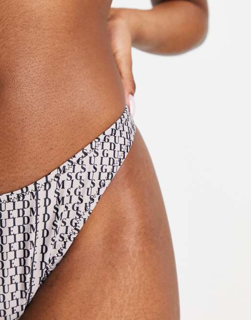 Missguided – Boomerang – Dół od bikini z nadrukiem logo na całej powierzchni, 3 z 4