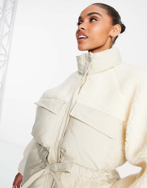 Missguided Ski borg lined puffer jacket with mittens in camel