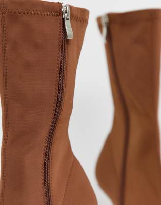 bottes chaussettes marron