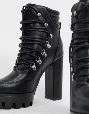 talon haut lacet