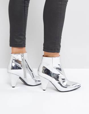 bottine talon conique