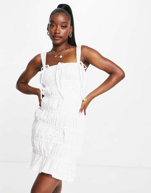 Missguided deals white dress