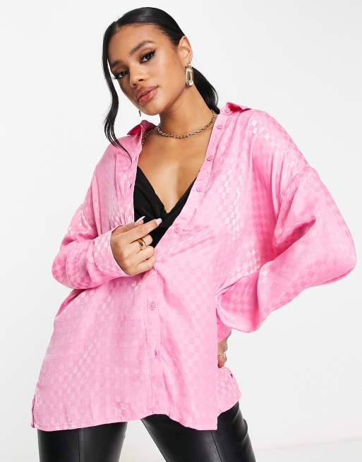 Missguided Chemise manches longues en satin à damier Rose ASOS