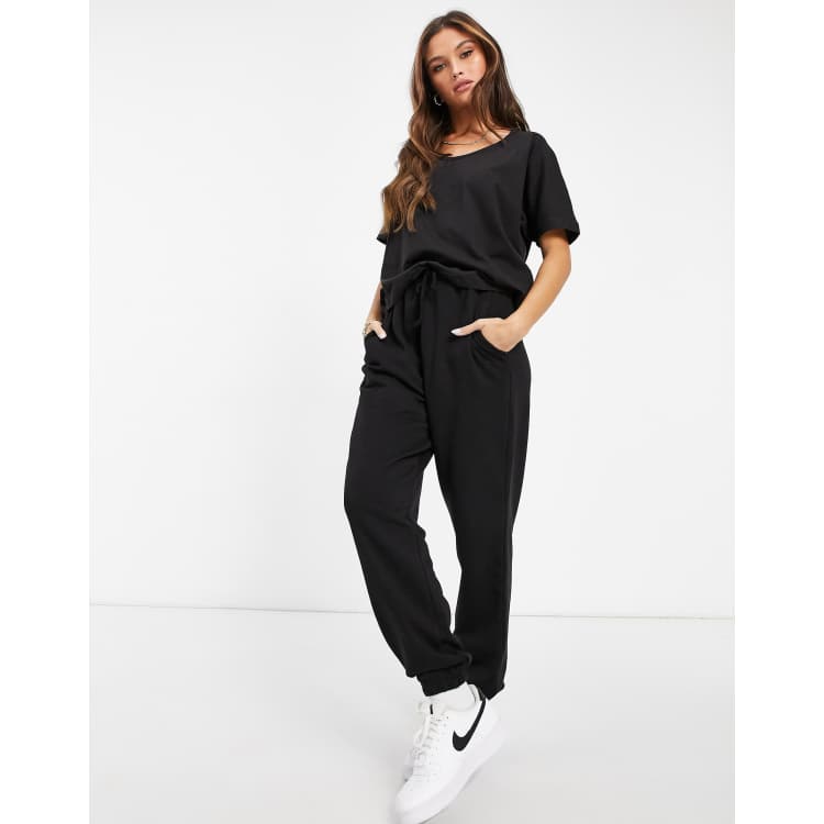 Missguided co-ord t-shirt and jogger set in black