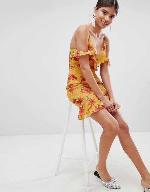 Missguided yellow printed deals cold shoulder tea dress