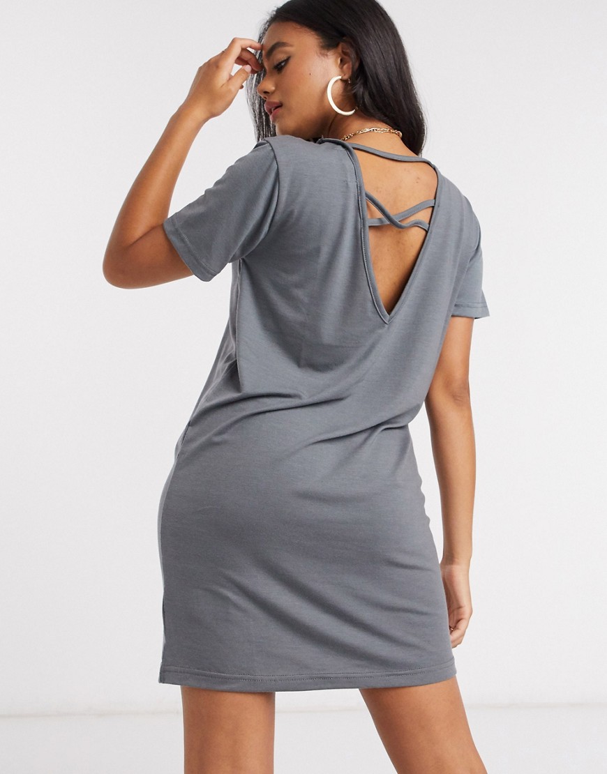 Missguided cross back t-shirt dress in dark gray-Grey