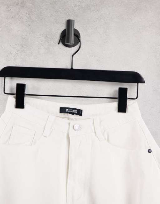 Missguided denim mom shorts with raw hem in white, 3 of 4