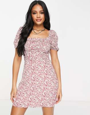 Missguided ditsy ruched puff sleeve skater dress in red