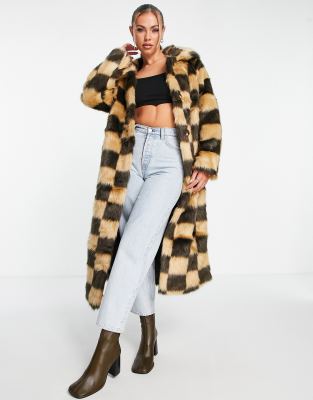 Missguided Ski reversible puffer jacket in brown