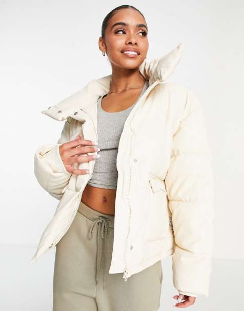 Short white puffer clearance jacket