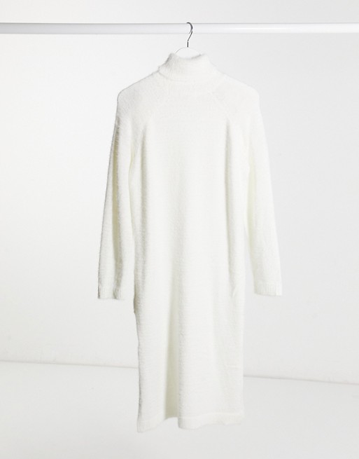 Missguided fluffy midaxi jumper dress in white