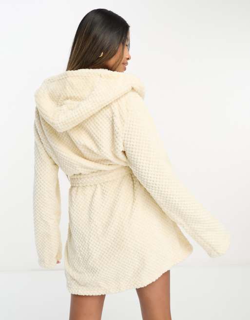 Missguided fluffy soft touch robe in cream