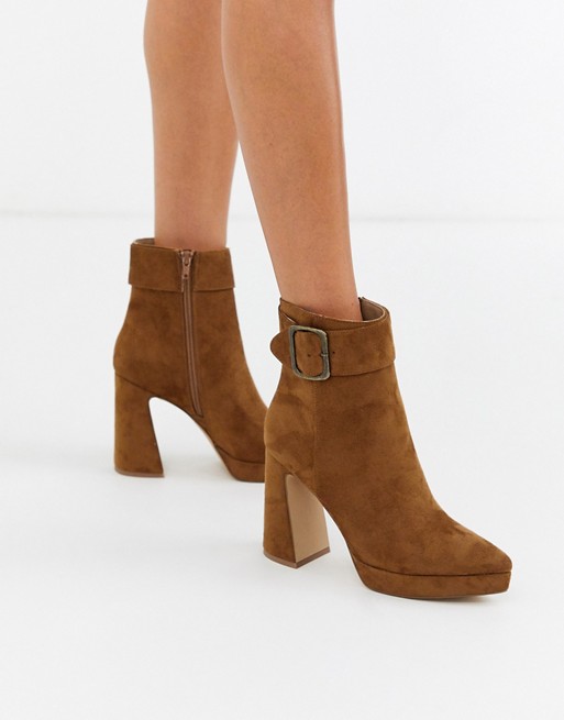 Missguided heeled ankle boot with buckle detail in tan