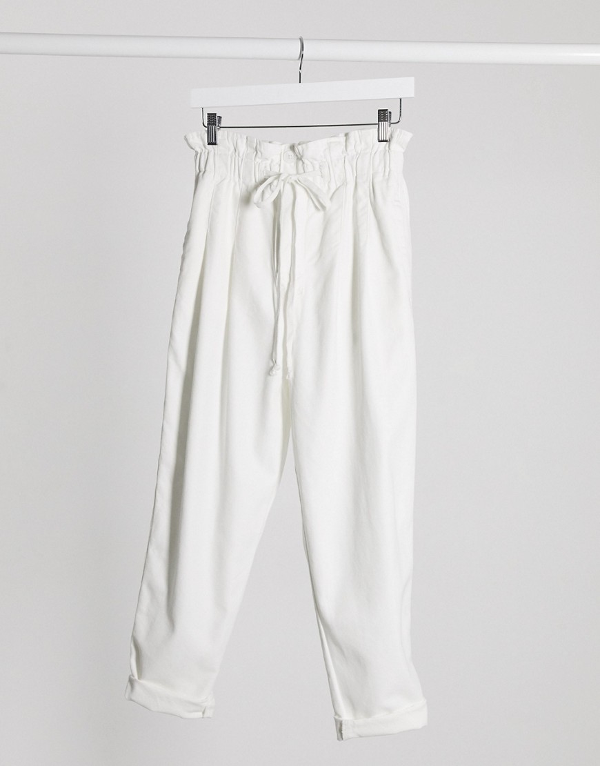 Missguided - Hvide bukser med paperbag-talje