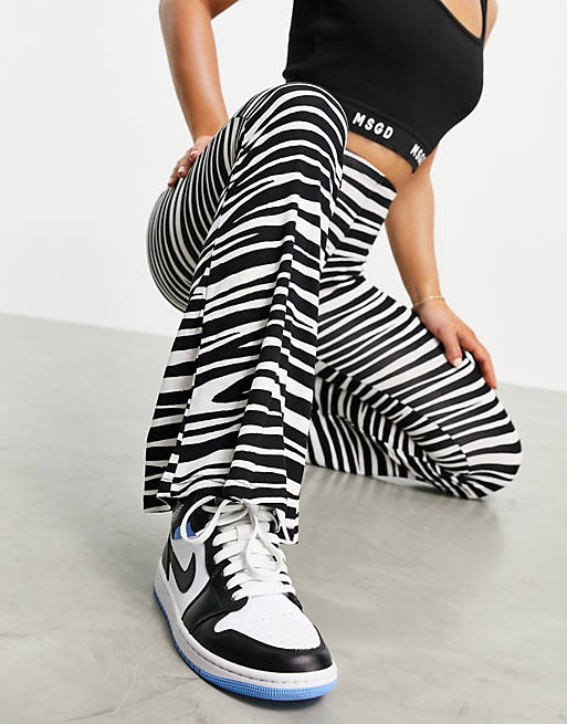  Missguided jersey flare in zebra print 