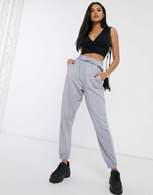 Missguided - Joggingbroek met riem in grijs