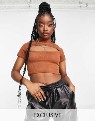 Missguided Missguided key hole front crop top in mocha-Brown