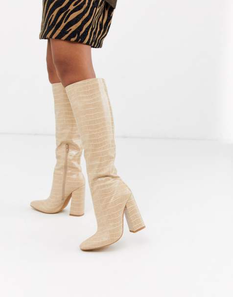 Missguided – Kniehohe Stiefel in Kroko-Optik, Hellbraun