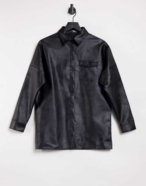 Missguided – Kunstleder-Hemdjacke in Schwarz