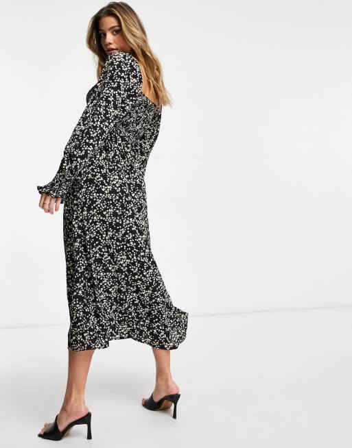 Missguided - Langærmet midikjole med rynket buste i sort ditsy blomstret, 2 af 4