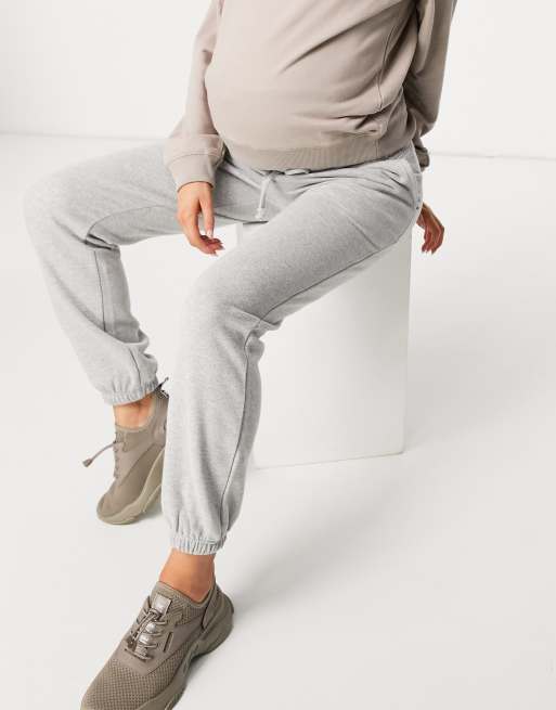 Missguided - Gray Marl 90s Maternity Joggers  Stylish maternity outfits,  Maternity clothes, Maternity fashion