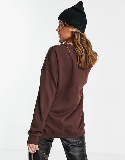  Missguided Maternity embroidered sweatshirt in chocolate 