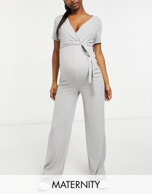 Missguided Maternity - Jumpsuit met wijde pijpen en wikkeldetail in grijs