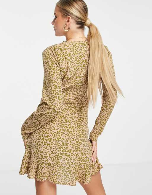 Missguided Maternity wrap mini dress with ruffle detail in pink, 2 of 4