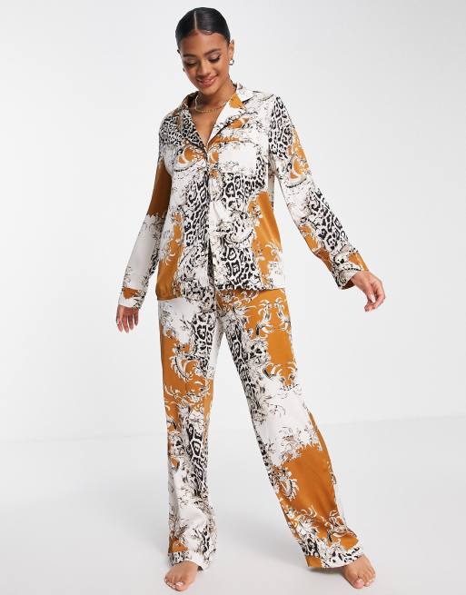 Missguided - Orange pyjamassæt med kontrasterende leopardprint i satin