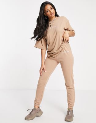 womens oversized jogger set