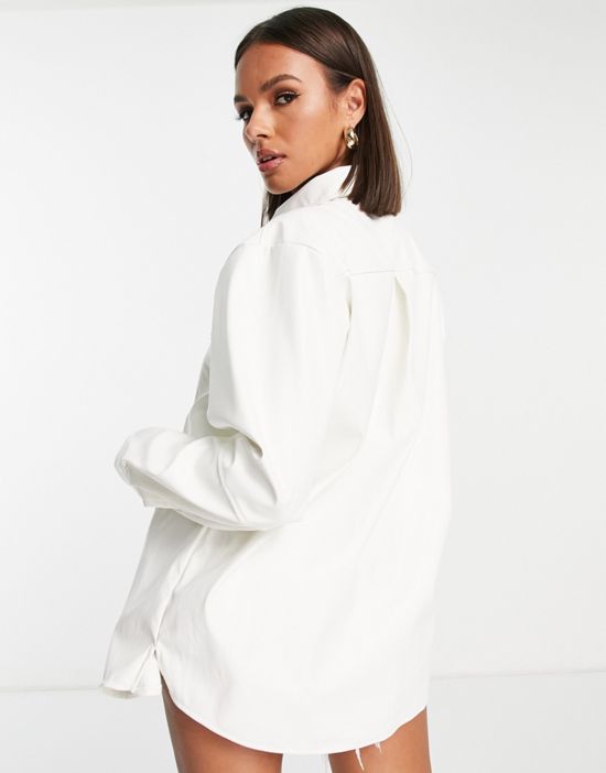 https://images.asos-media.com/products/missguided-oversized-shirt-in-cream-faux-leather/202008147-2?$n_550w$&wid=550&fit=constrain