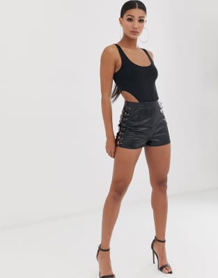 pantaloncini in pelle