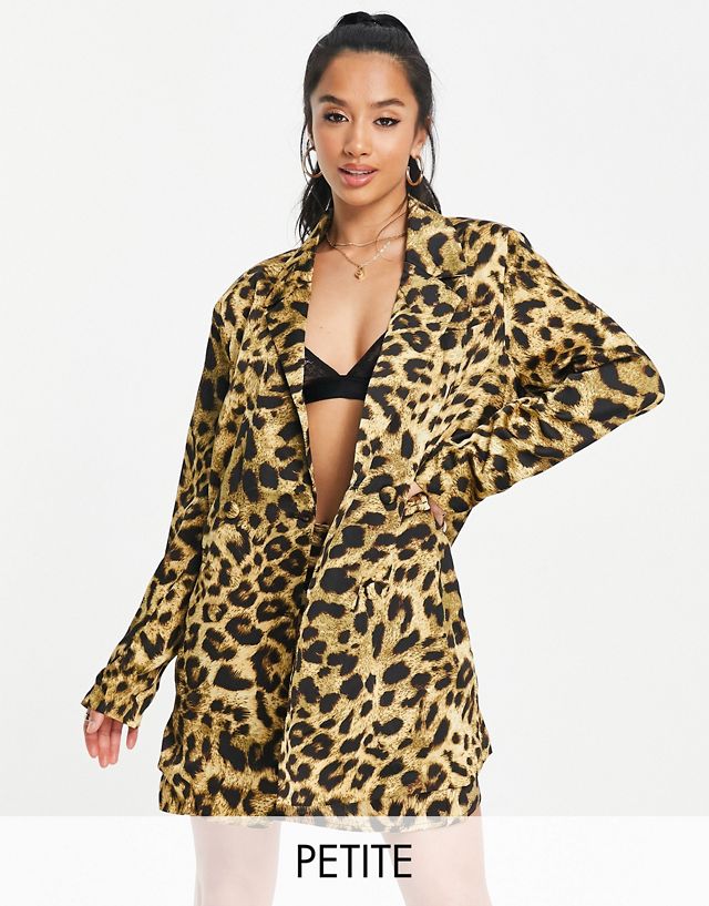 Missguided Petite boxy oversized blazer in leopard print - part of a set