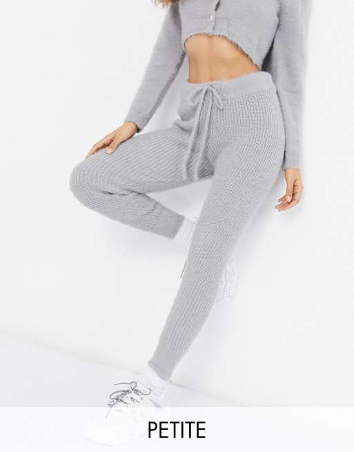 Missguided Petite co-ord in grey, 3 of 3