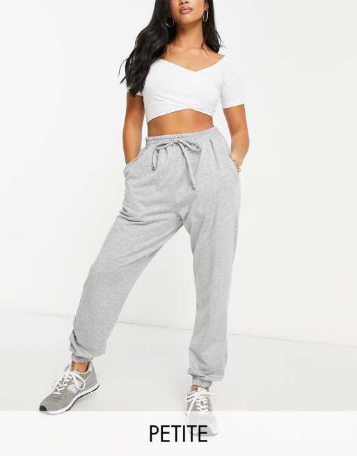 Missguided Petite – Grå mjukisbyxor i 90-talsstil med oversizepassform