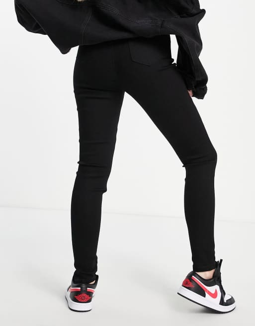 Missguided Petite high waisted super stretch skinny jeans in black - BLACK, 2 of 4