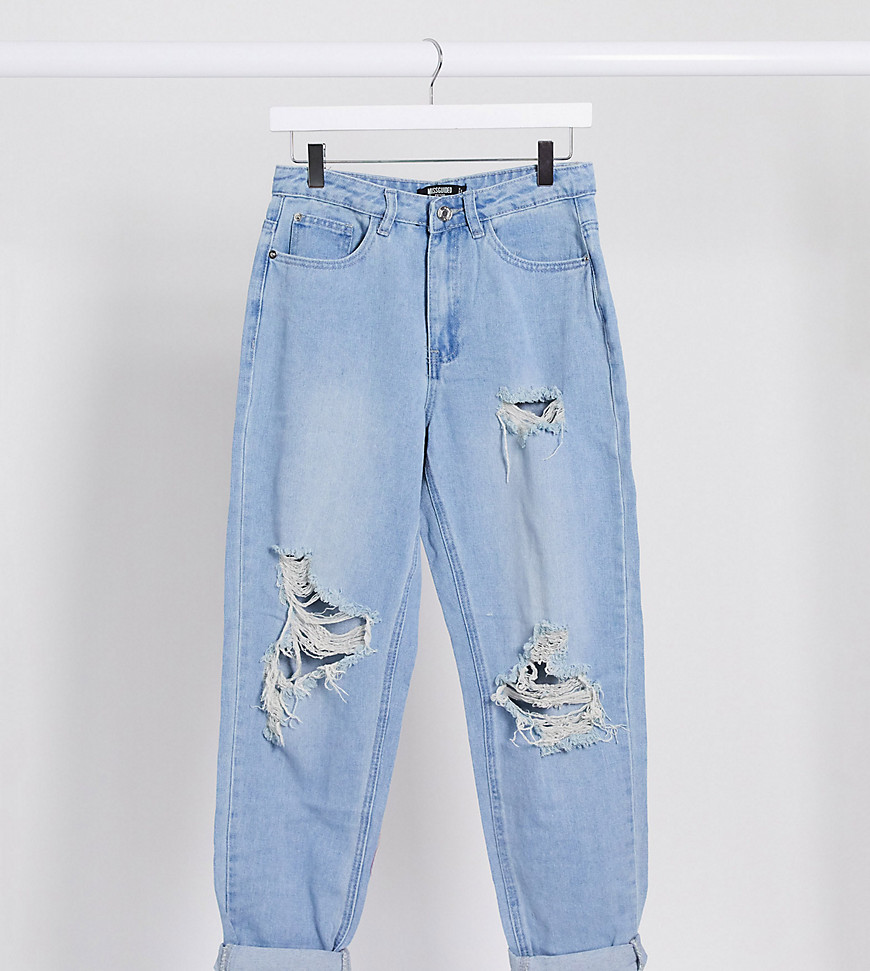 Missguided Petite – Mom-Jeans mit Knierissen-Blau