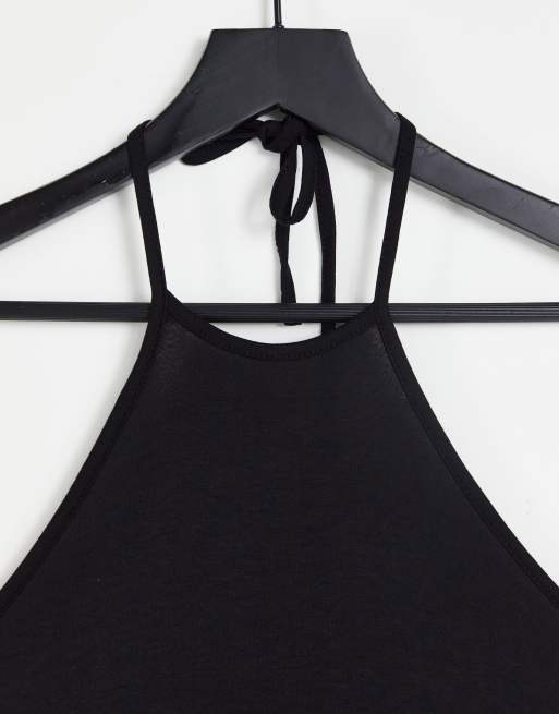 Missguided Petite – Neckholder-Playsuit in Schwarz mit Rüschendetail, 3 von 4