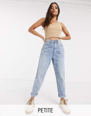 Missguided Petite riot mom jeans in light wash-Blue