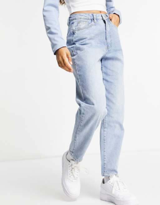 Missguided Petite – Riot – Mom-Jeans mit hohem Bund in verwaschenem Hellblau, 4 von 4