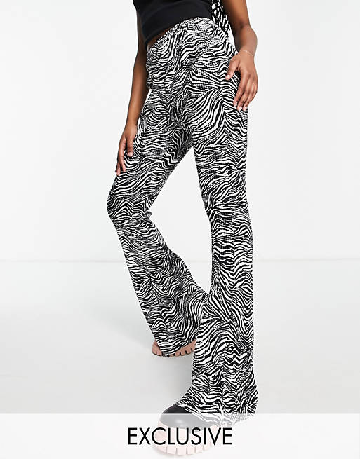 Missguided plisse flare pants in zebra