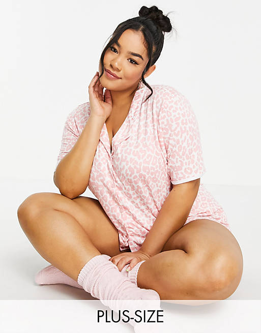 Missguided Plus short pyjama set in pink leopard