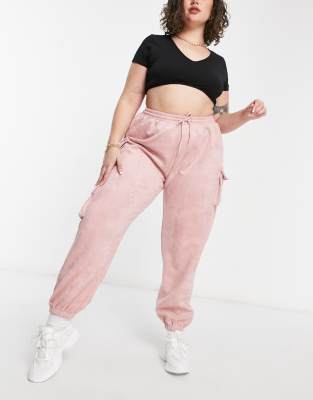 missguided pink sweatpants