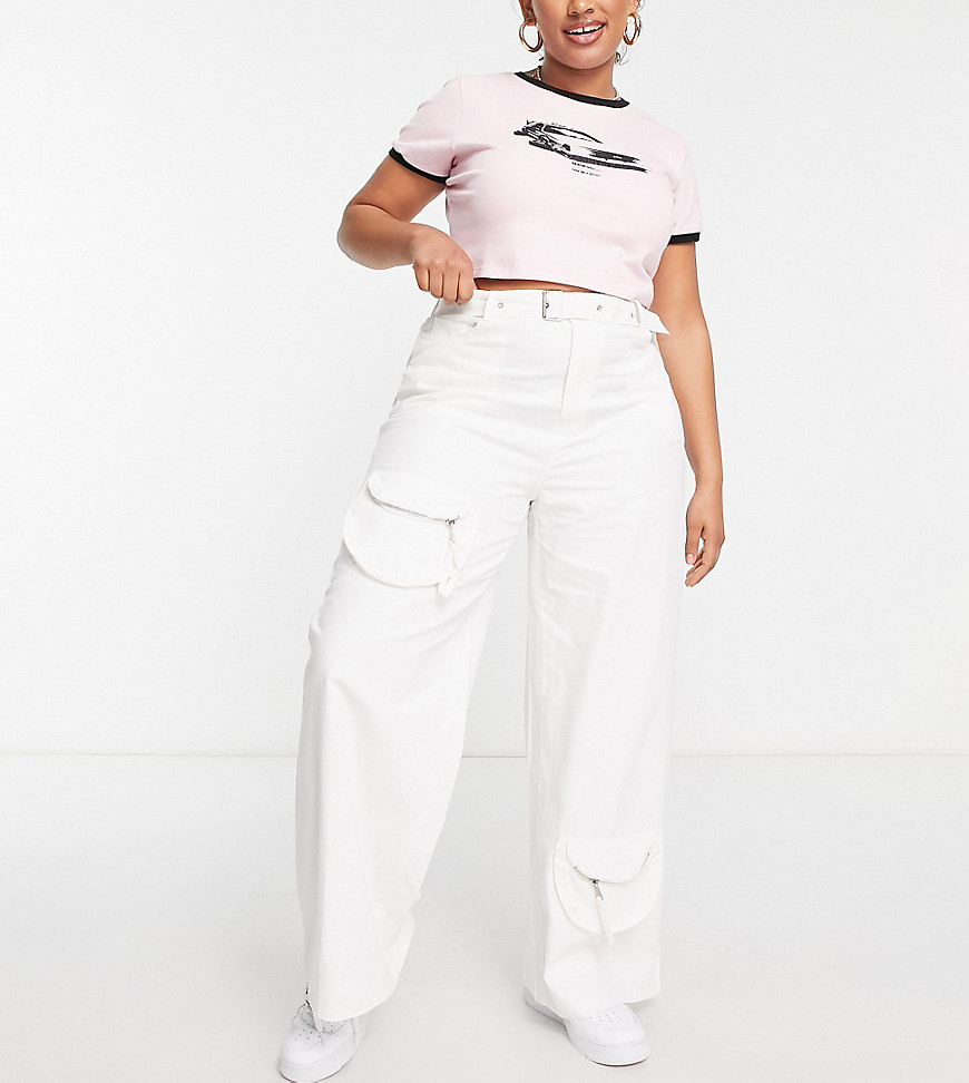 missguided plus cargo trouser with pocket in white-green