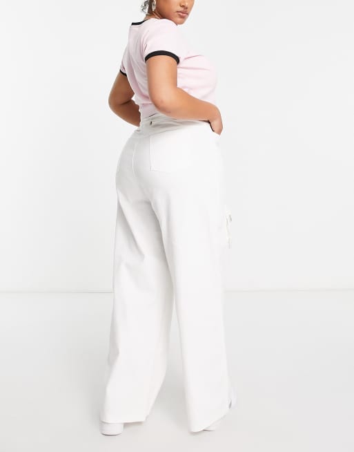 Missguided Plus - Cargobroek met opgestikte zak in wit, 2 van 4