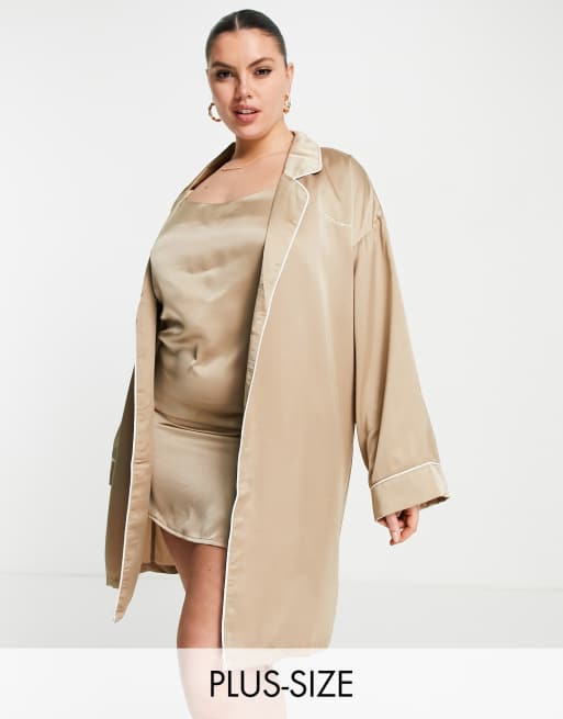 Missguided Plus - Completo con sottoveste e camicia in raso color bronzo